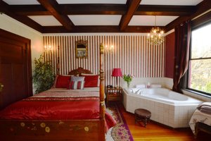 Room & Suite