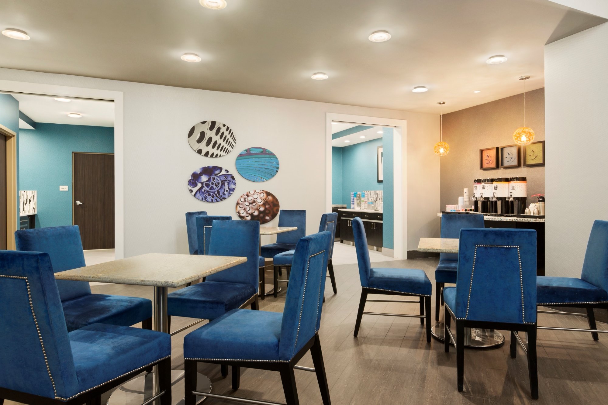 Hotel photo 48 of Hampton Inn & Suites Herndon-Reston.