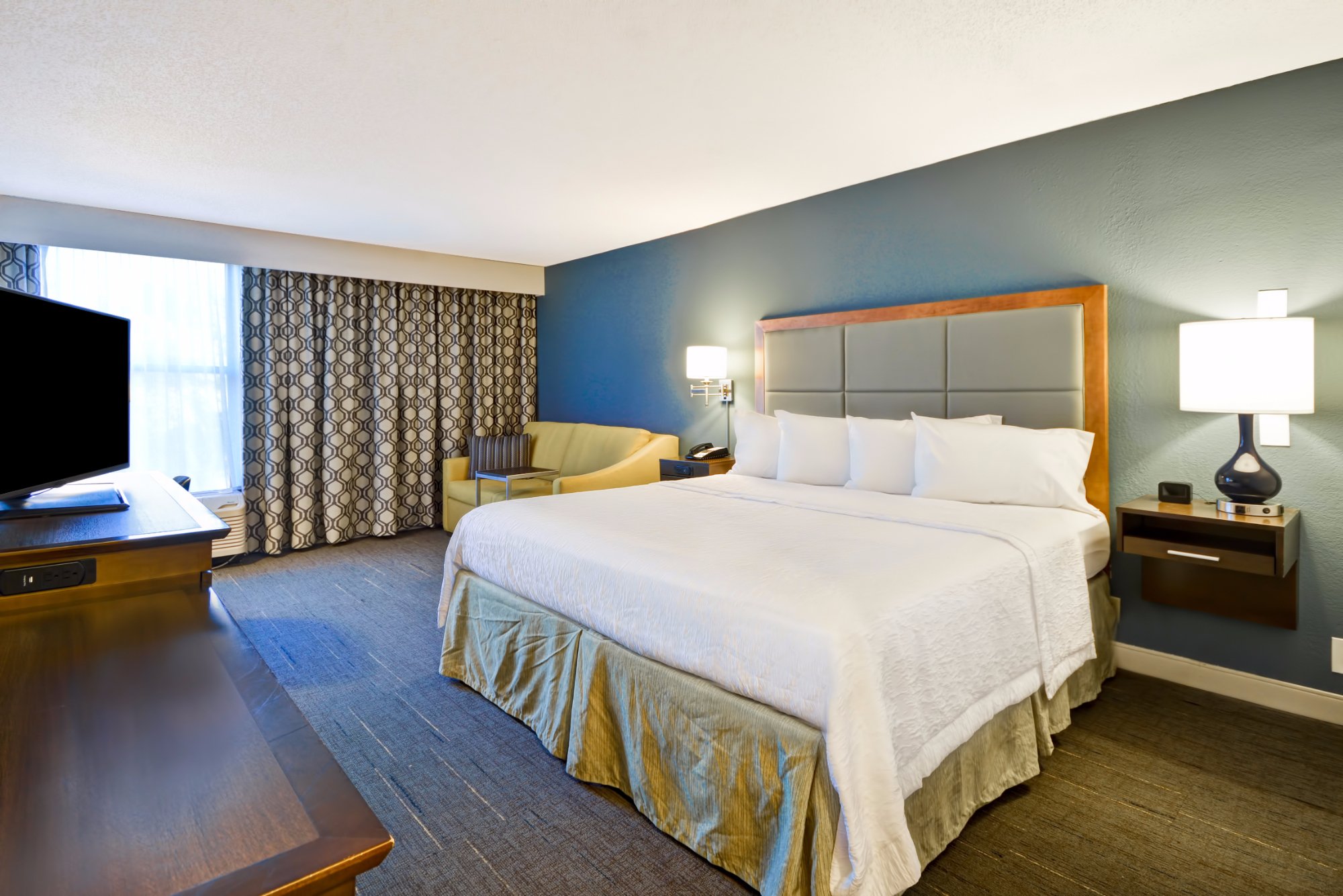 Hotel photo 31 of Hampton Inn Sarasota - I-75 Bee Ridge.