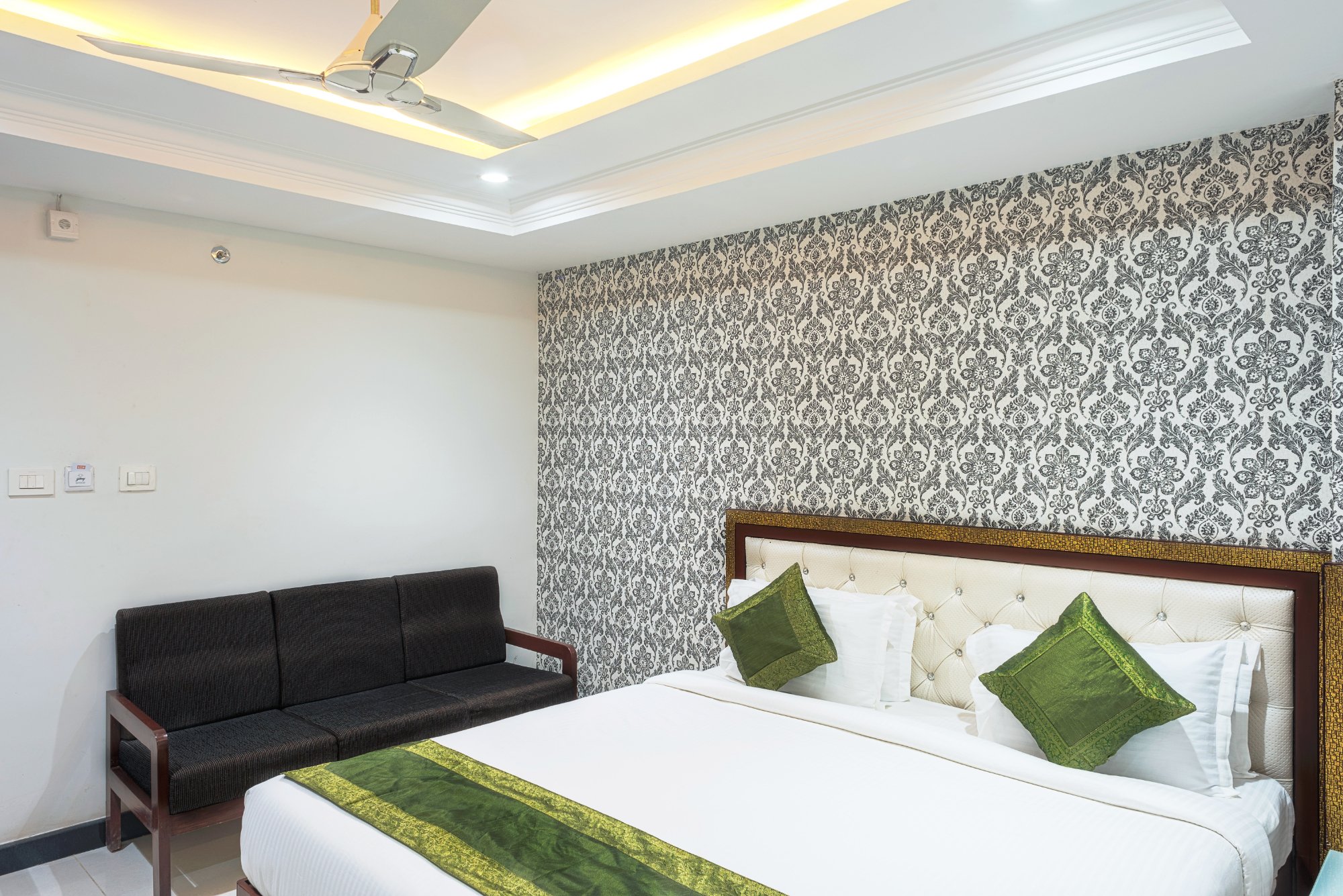 Hotel photo 10 of Treebo Trend Empire.