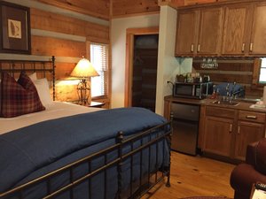 DANCING BEAR LODGE - Updated 2024 Prices & Resort Reviews (Townsend, TN)