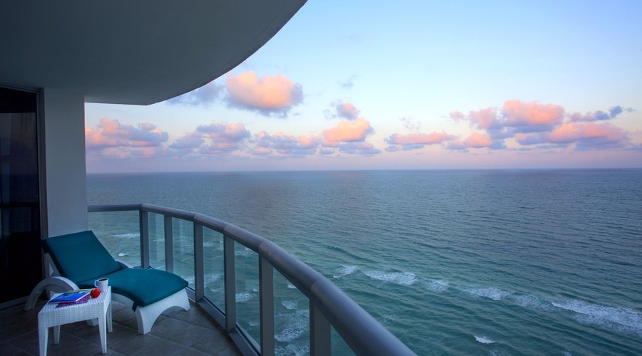 Sweeping views of the Atlantic Ocean