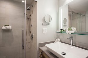 Room & Suite