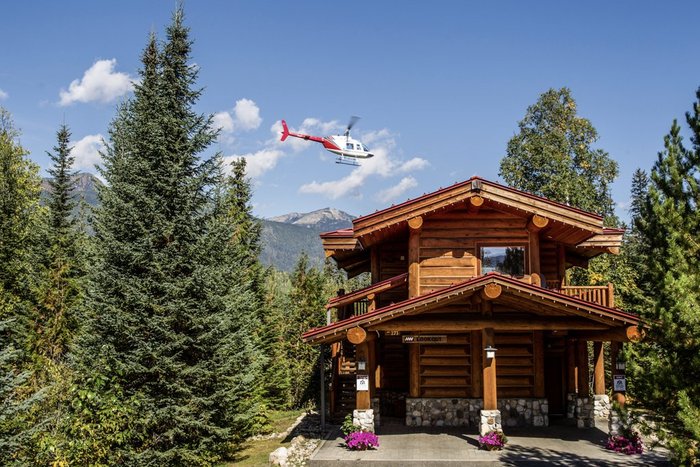 Mike Wiegele Helicopter Skiing Hiking: Pictures & Reviews - Tripadvisor