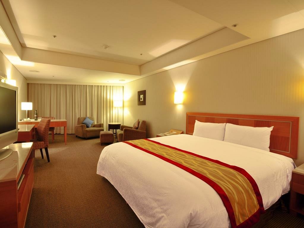 馥華飯店，位於板橋的飯店