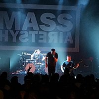 Mass Hystéria ... Mouss Invective !!!