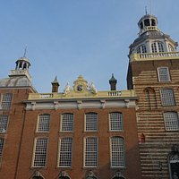 STADHUIS GOES