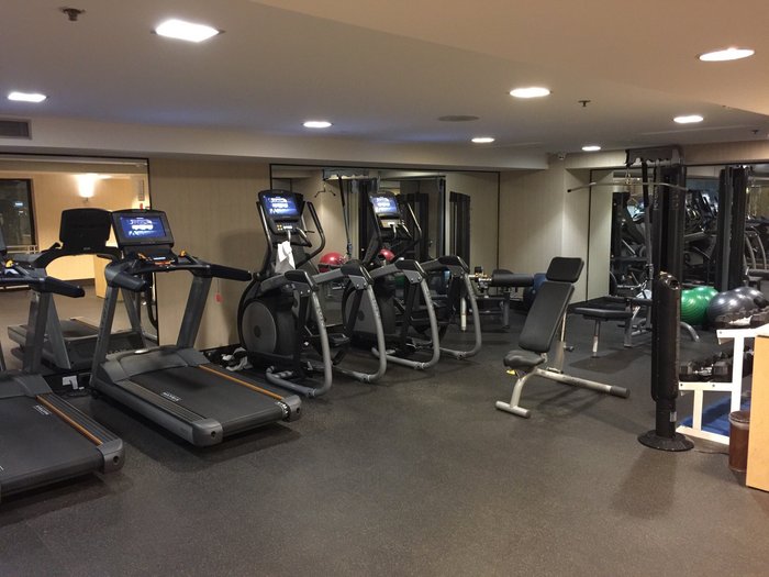 InterContinental Montreal, an IHG hotel Gym: Pictures & Reviews ...