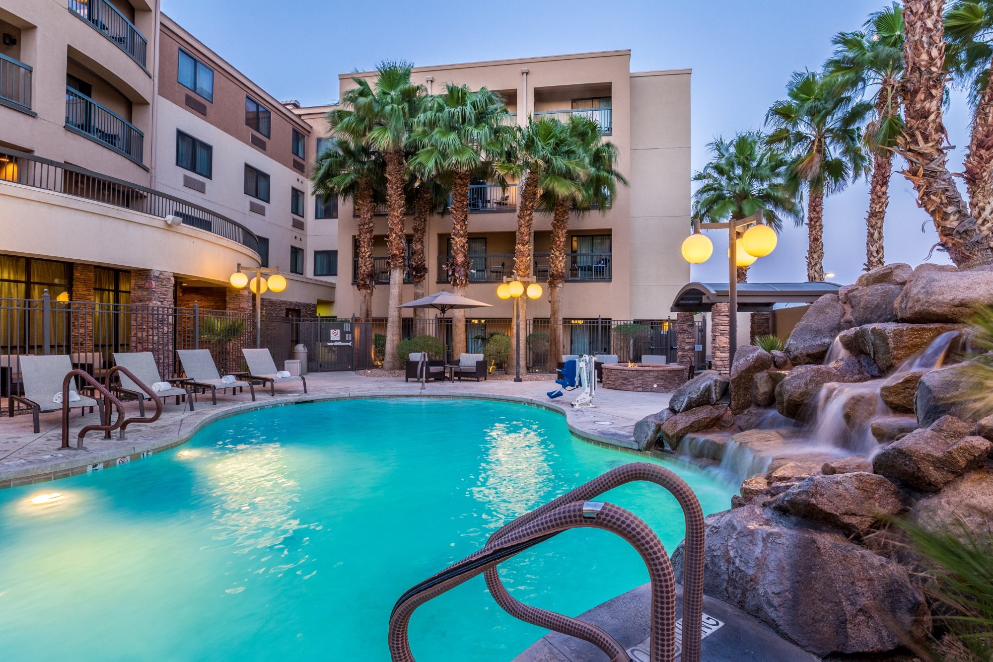 Hotel photo 10 of Courtyard by Marriott Las Vegas South.