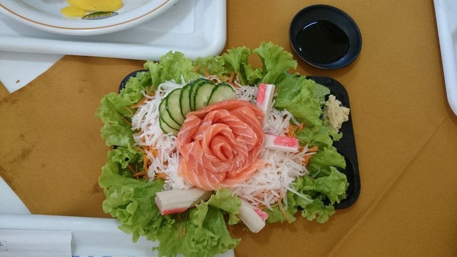 Sashimi pedido à parte