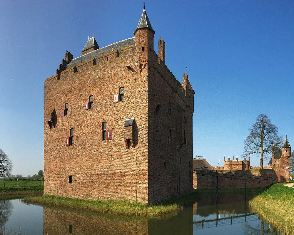 Mideval Castle Slot Doornenbur ?w=1000&h=800&s=1