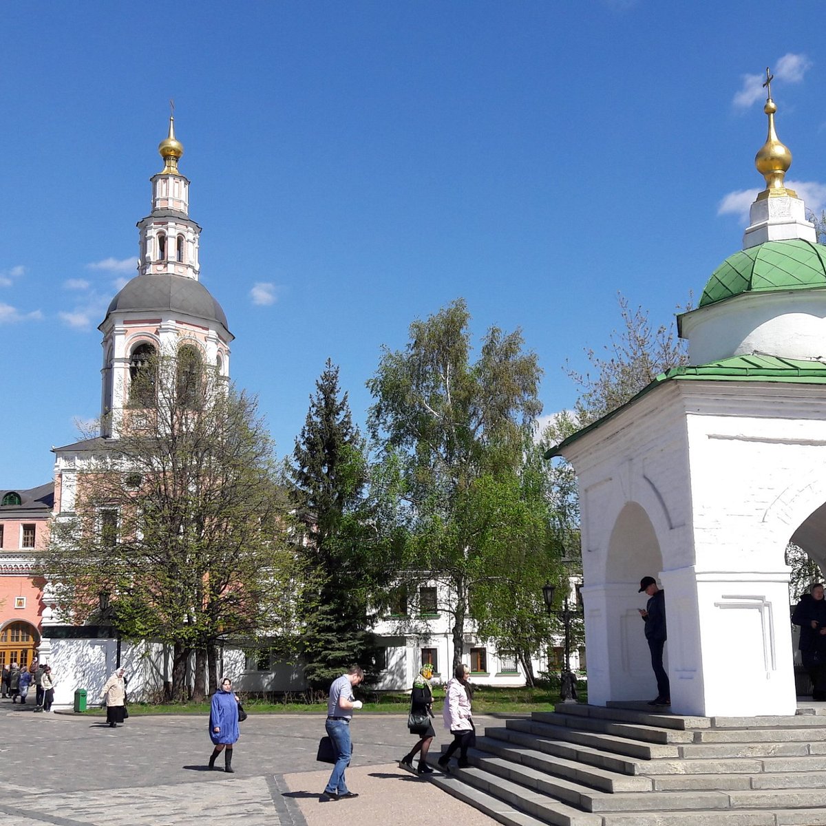 Монастырь отзывы церкви. Храм Симеона Столпника в Москве. Даниловский монастырь в Москве памятники. Златоустовский монастырь в Москве.