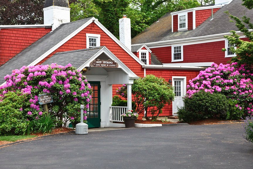 THE COONAMESSETT Updated 2024 Prices & Hotel Reviews (Falmouth, MA