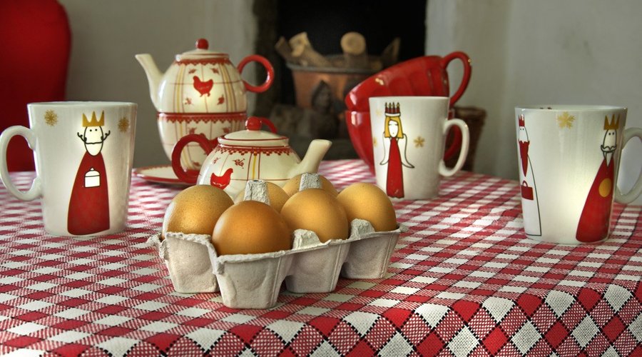 petit déjeuner oeufs frais de la ferme