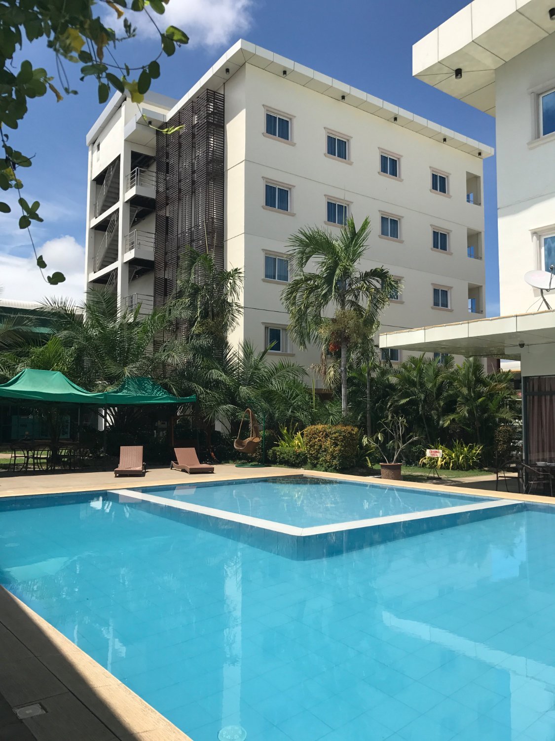 Palawan Uno Hotel - Pool: Fotos und Bewertungen - Tripadvisor