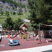 Playground in the middle of the village - © Zermatt Tourismus