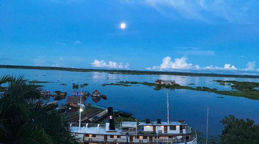 Vista al rio desde nuestra suite del tercer piso!!!