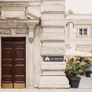 Metro 900 Hotel, hotel in Naples