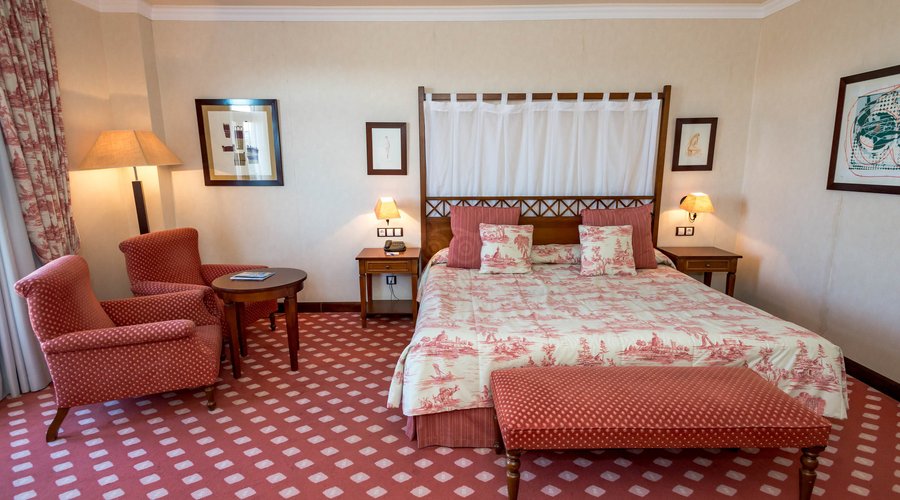The Superior Double Room at the Fontecruz Avila