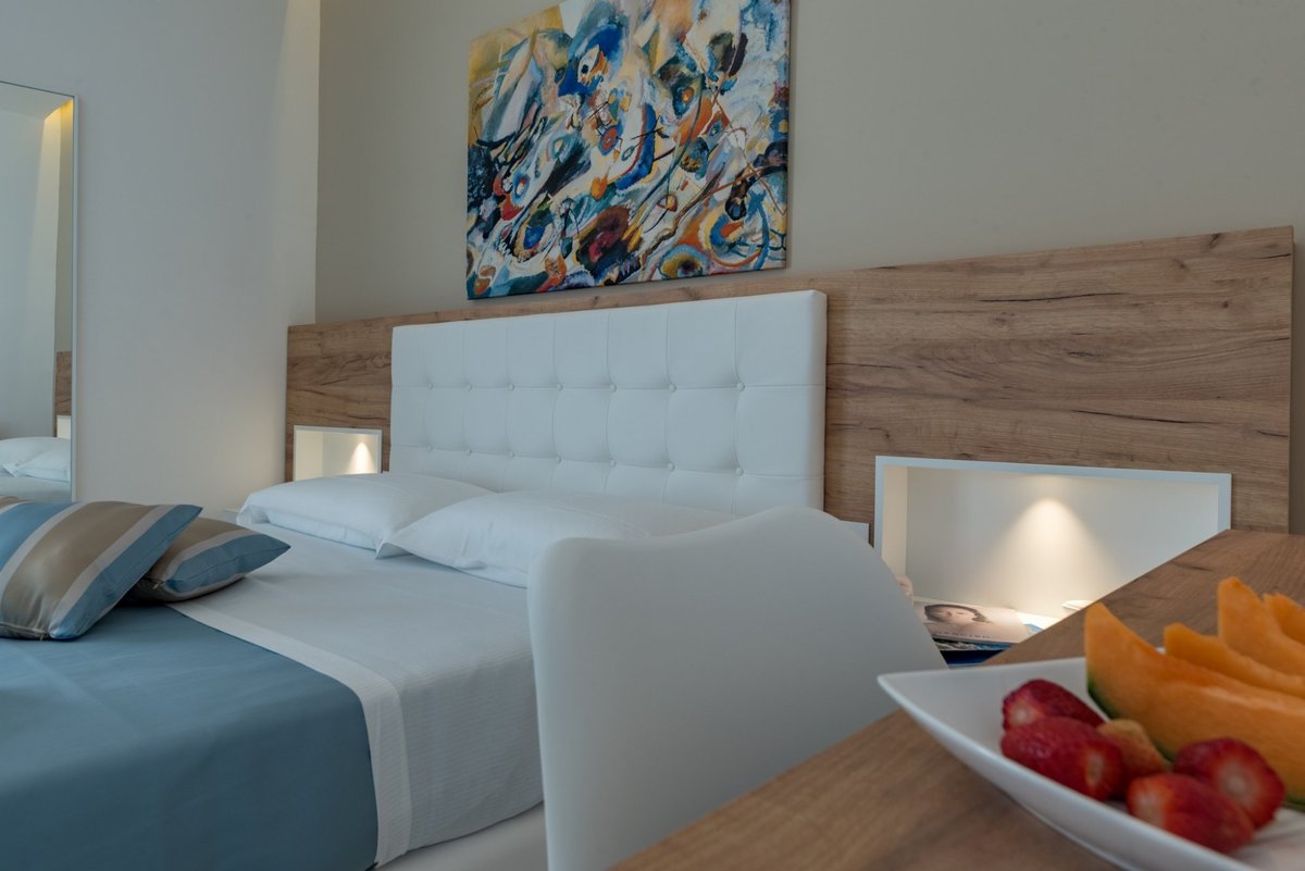 Artemide Hotel Rooms: Pictures & Reviews - Tripadvisor