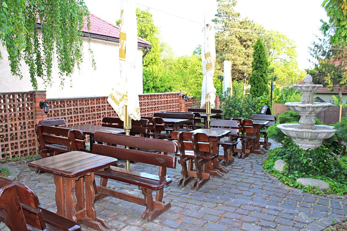 Penzion&amp;Wellness Zoborska, khách sạn tại Nitra