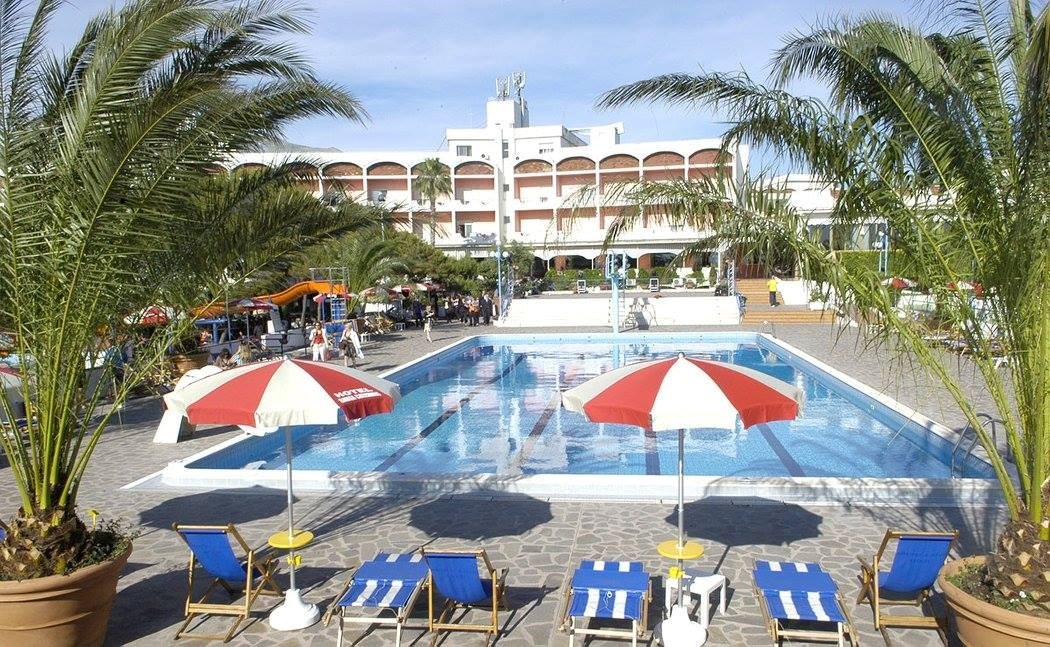 Hotel photo 2 of Santa Caterina Village.