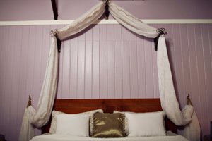 Room & Suite