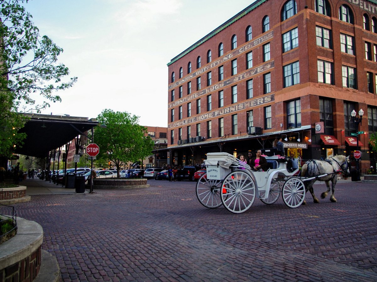 tour of omaha nebraska