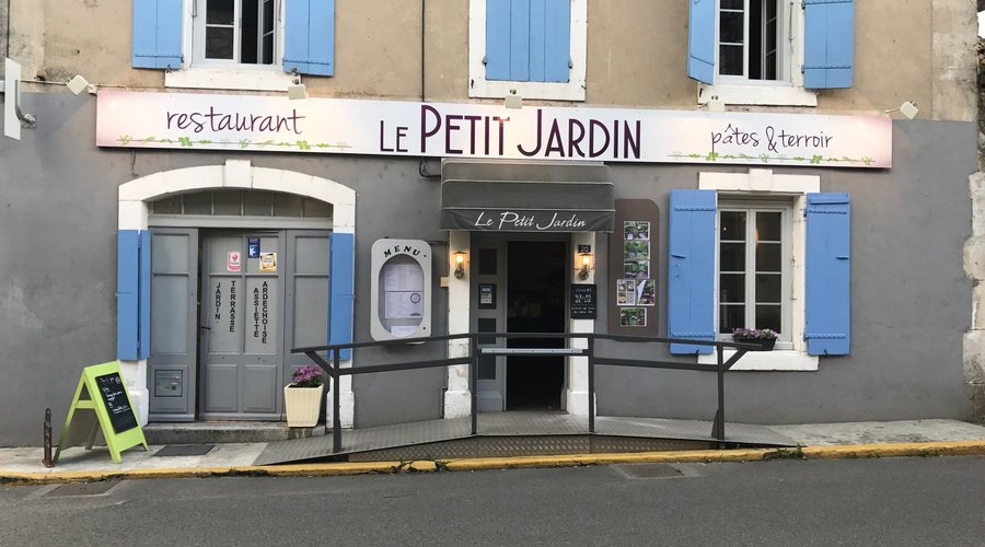 Nouveaux propriétaires, nouvelle enseigne, nouvelle carte...