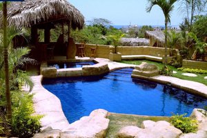 Piscina y playa