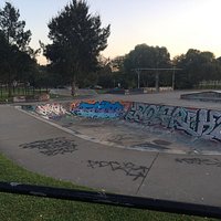 Elsternwick Park