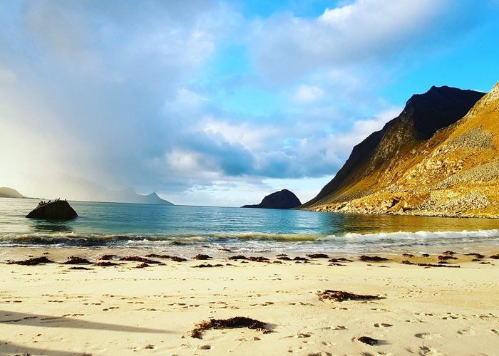 Haukland beach
