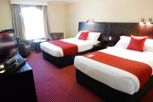 Room & Suite
