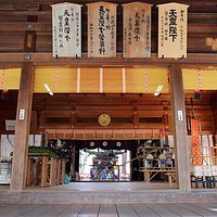 拝殿内部