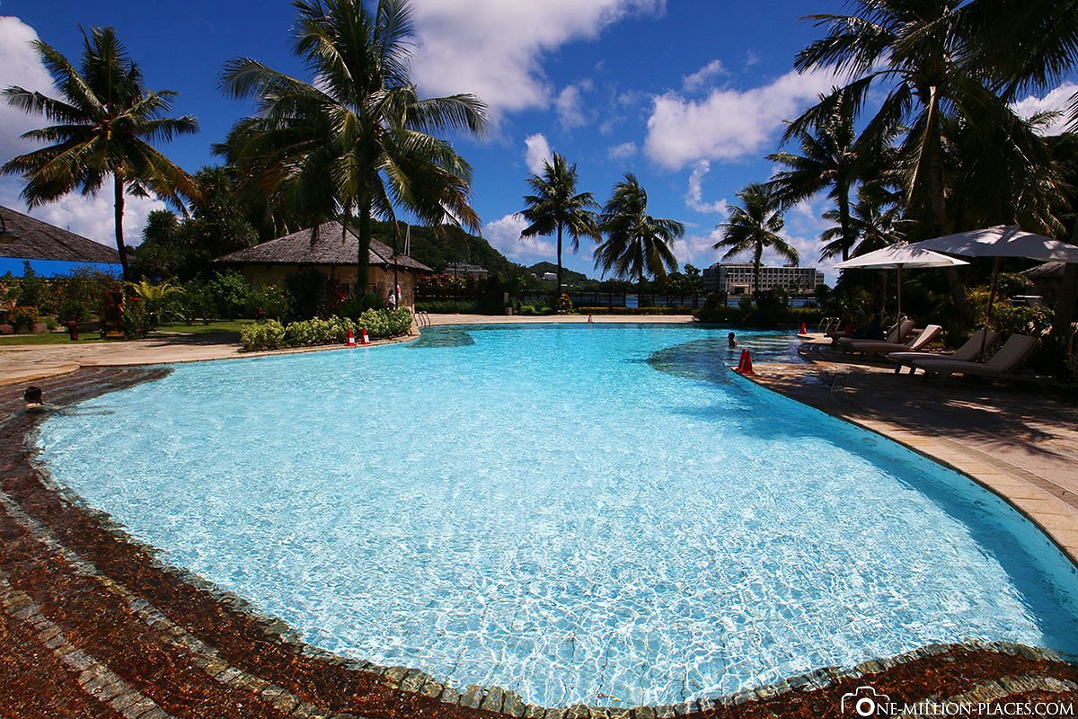 Palau Royal Resort, hotel in Palau