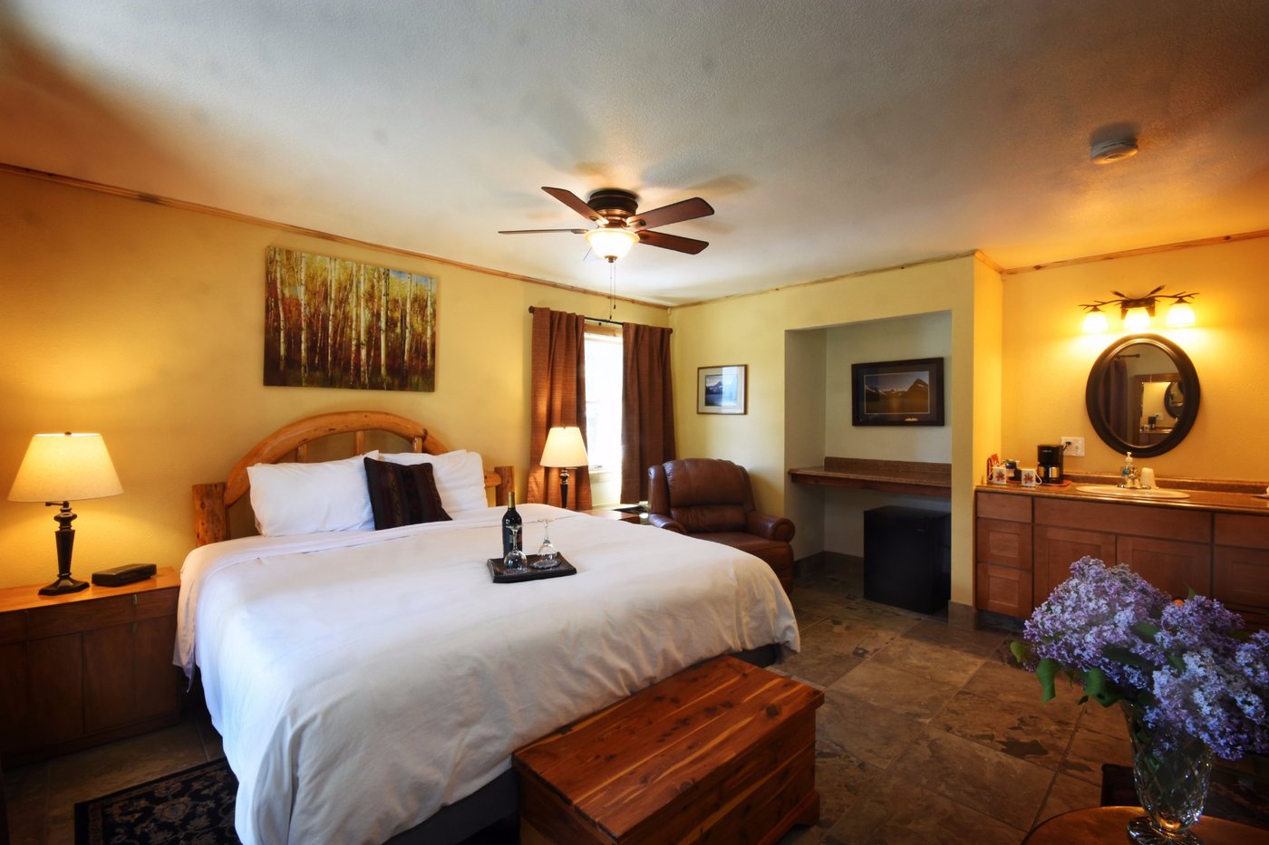 Bad Rock Bed and Breakfast Rooms: Pictures & Reviews - Tripadvisor