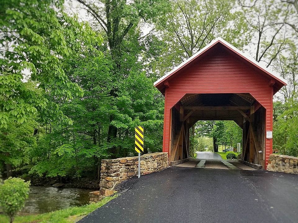 Roddy Road Covered Bridge, USA