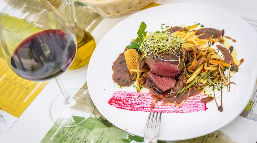 Beef steak in Dingač sauce 