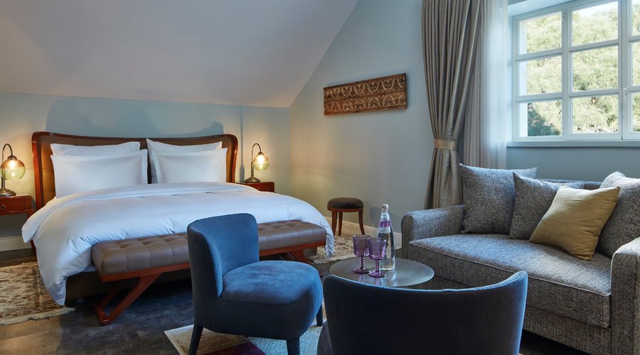 Grand King Room