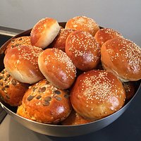 Les buns boulanger, sésame ou céréales