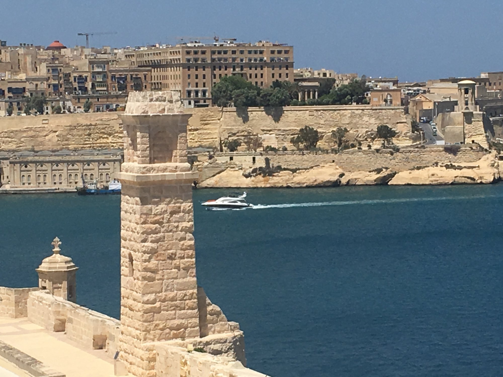 水彩画 風景画BAKERY VITTORIOSA MALTA 【額縁付き】
