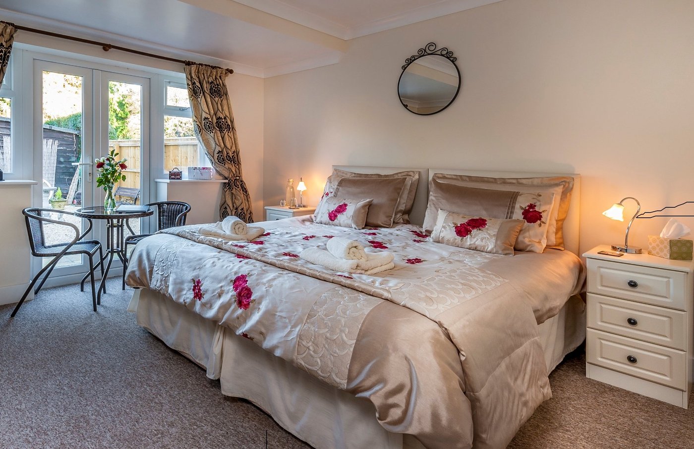 WIMBORNE LODGE BED AND BREAKFAST - Updated 2025 Reviews, Photos & Prices