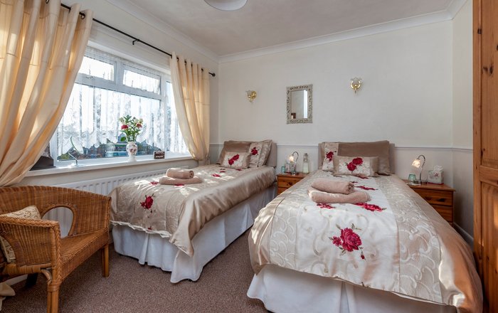 Wimborne Lodge Bed and Breakfast Rooms: Pictures & Reviews - Tripadvisor