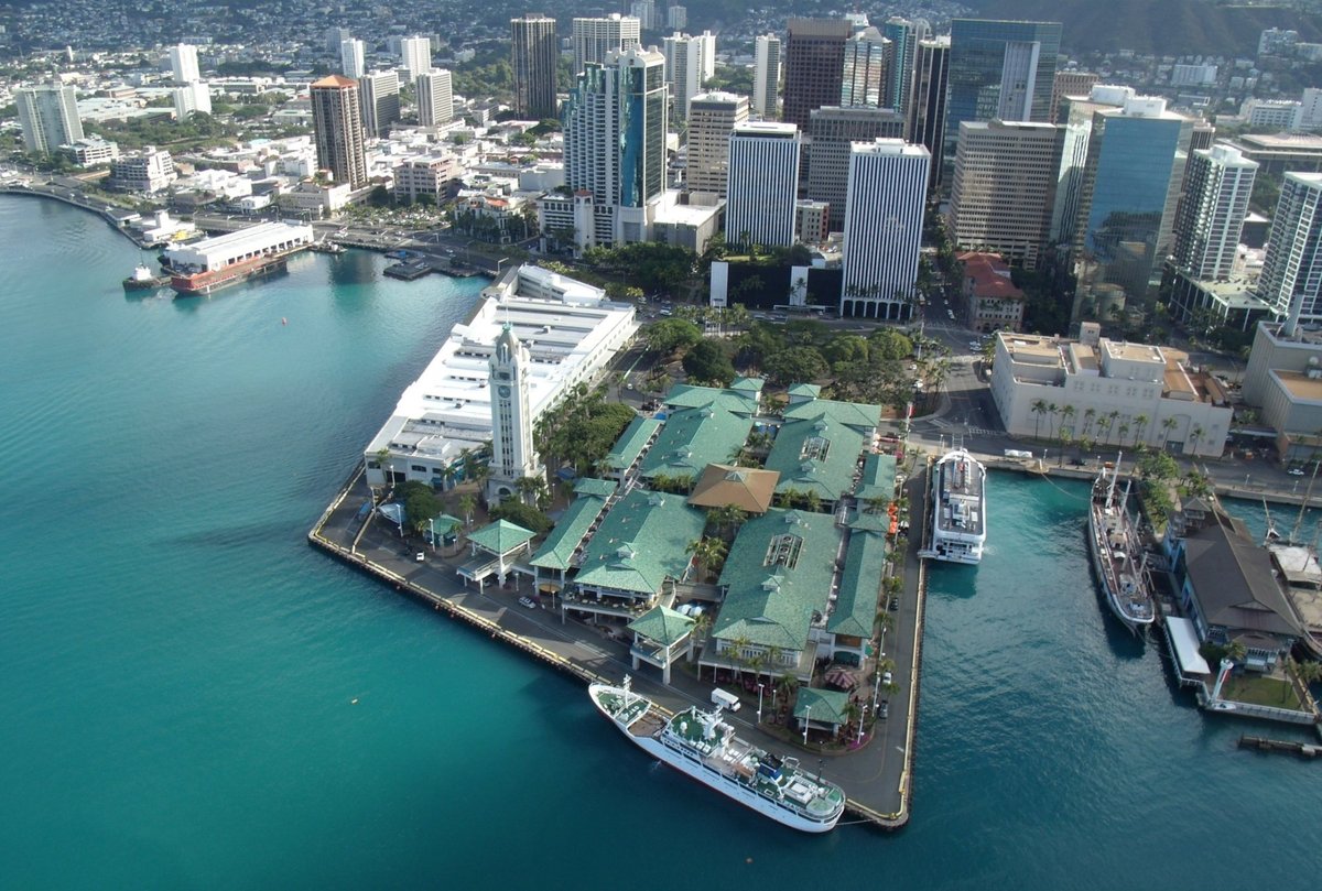 aloha-tower-marketplace-honolulu-lo-que-se-debe-saber-antes-de