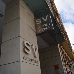 Suites Viena Plaza De Espana, hotel in Madrid