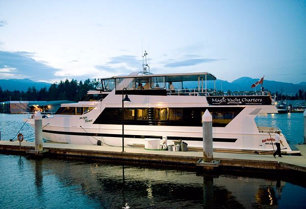 magic yacht charters reviews