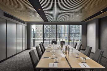 Sky Meeting Room 