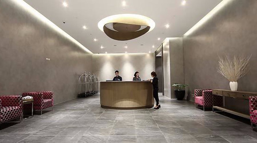 The Mini Lobby