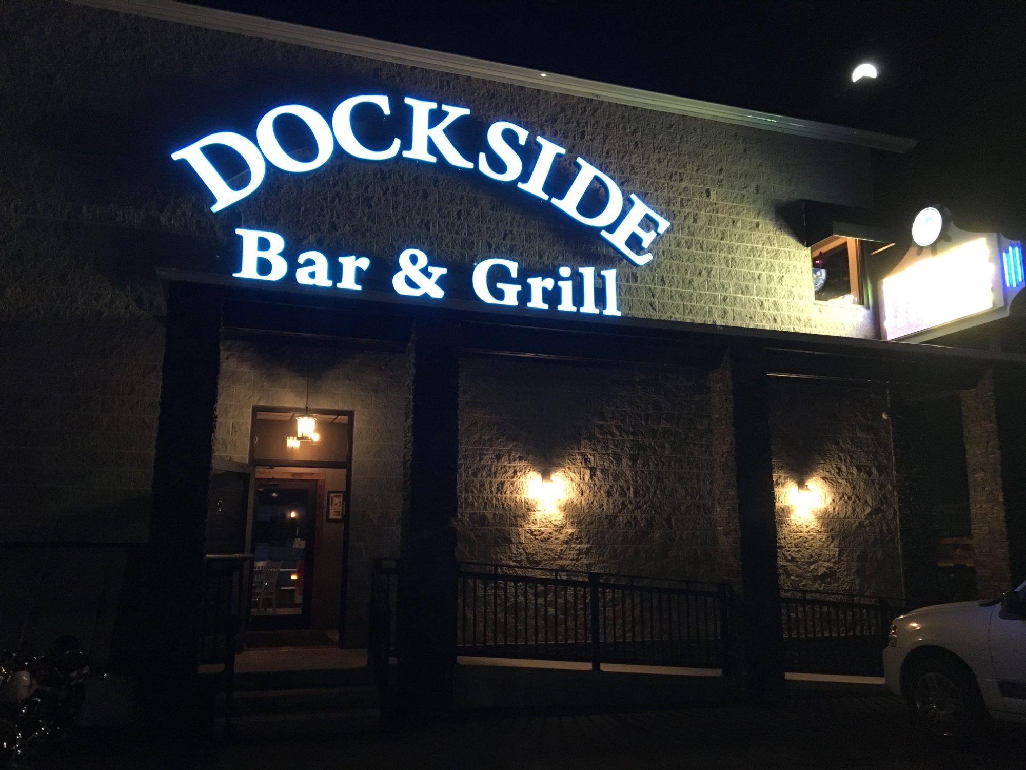 Dockside bar and grill discount