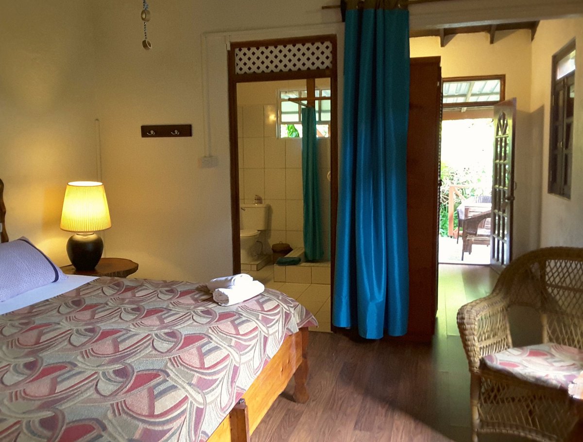 Hibiscus Valley Inn Rooms: Pictures & Reviews - Tripadvisor